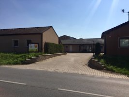 MOTEL R10