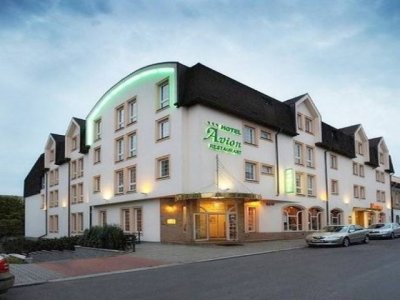 Hotel Avion