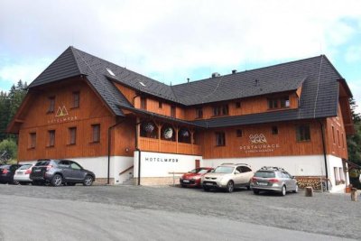 Hotel MÁDR