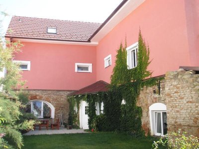 Hustopečský sklípek a penzion U Radů