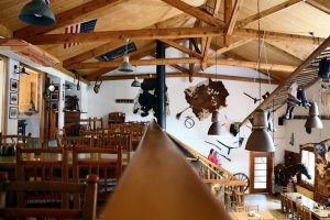 COUNTRY SALOON Beňovy STEAK - RESTAURANT - PENZION