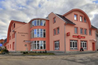 Bezměrovký dvůr