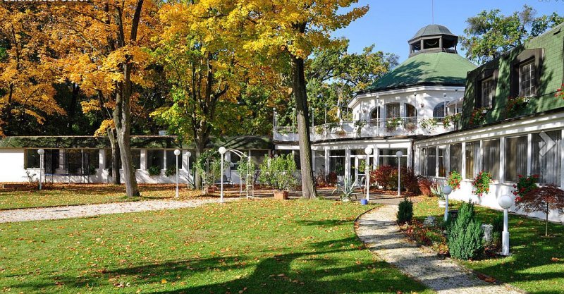 Hotel Ostrov