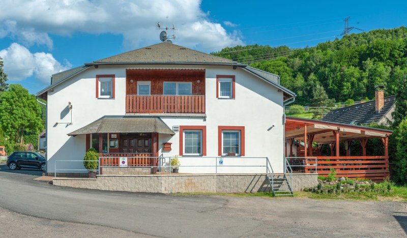 Restaurace & Penzion V Údolí