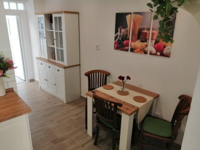 Galaxy Apartments, Rooms & Studios