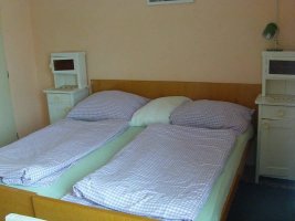 Chalupa u rybníka Hejtman